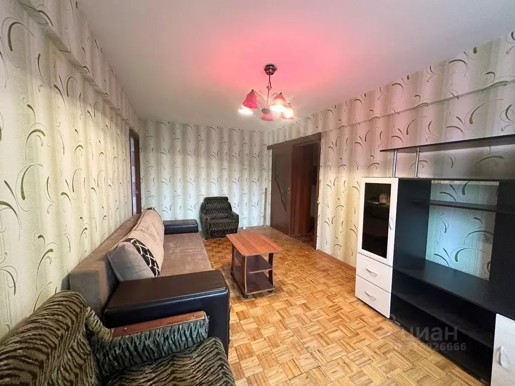 4-к кв. Удмуртия, Воткинск ул. Победы, 5 (58.9 м) - Фото 0