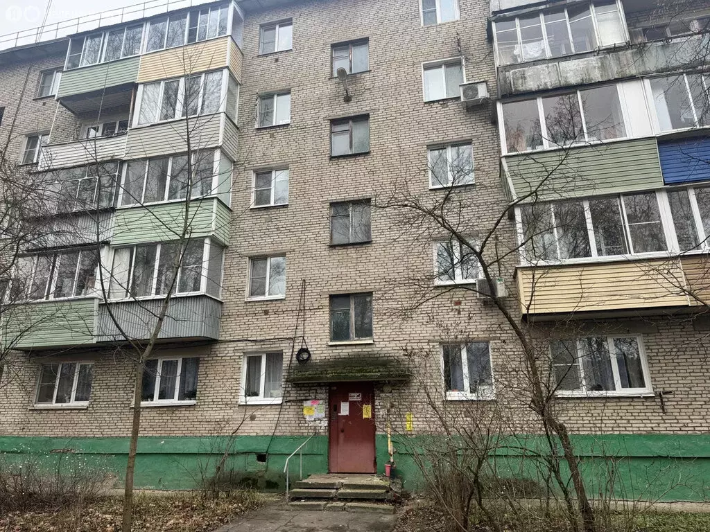 4-комнатная квартира: Белоозёрский, Молодёжная улица, 18 (65.8 м) - Фото 1