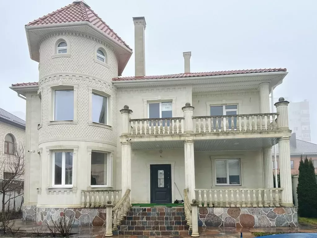 Дом в Ставропольский край, Ставрополь пер. Командирский, 11 (440 м) - Фото 1