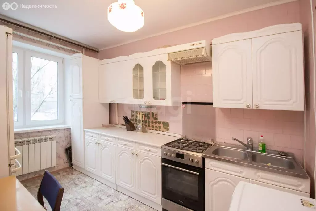 3-комнатная квартира: Калуга, улица Кибальчича, 11 (63 м) - Фото 1