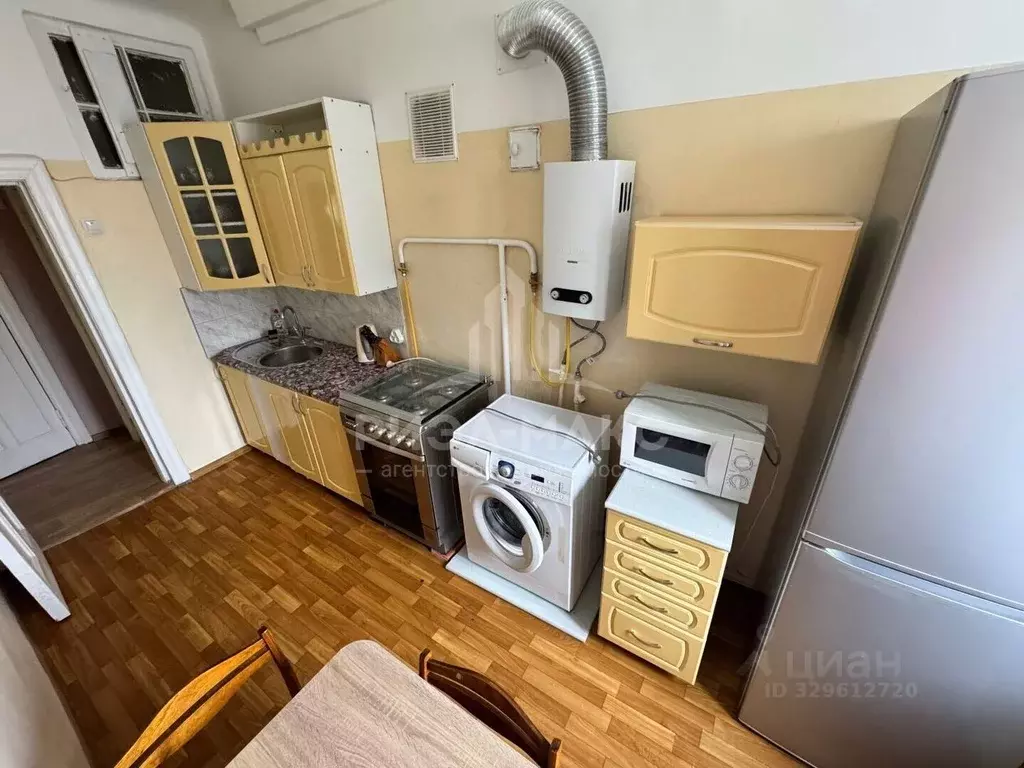 2-к кв. Брянская область, Брянск ул. Академика Королева, 14 (63.6 м) - Фото 2