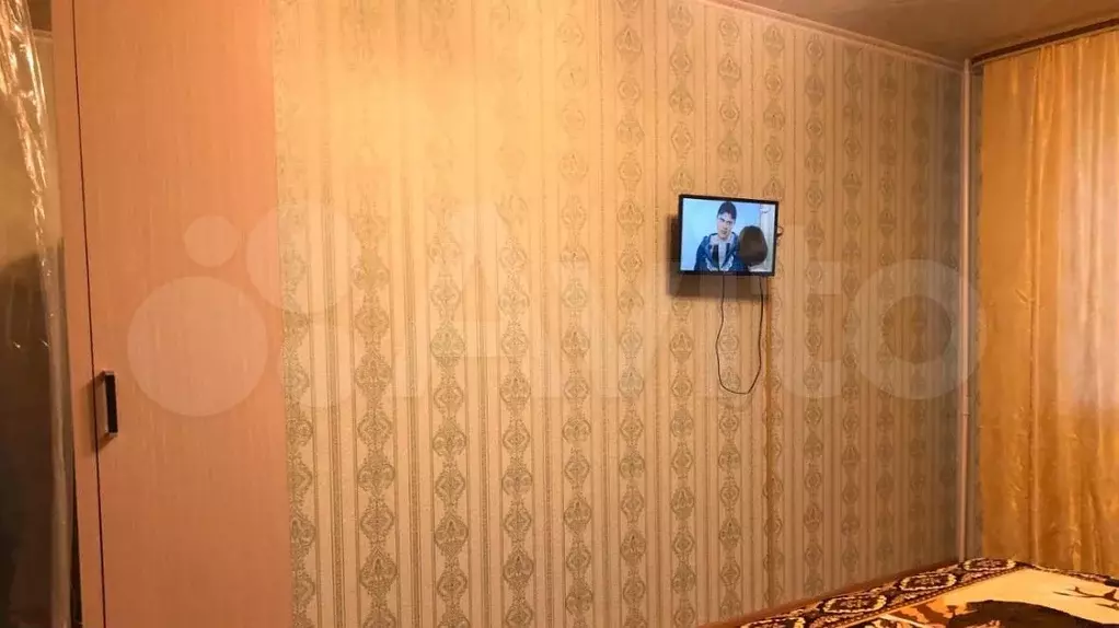 Комната 18 м в 2-к., 1/12 эт. - Фото 1