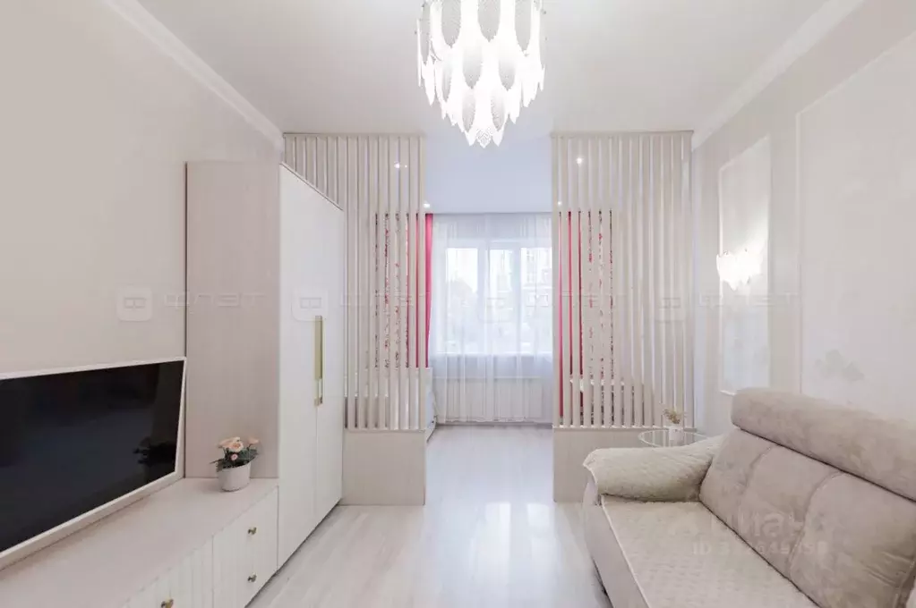 2-к кв. Татарстан, Казань ул. Баки Урманче, 10 (70.1 м) - Фото 1