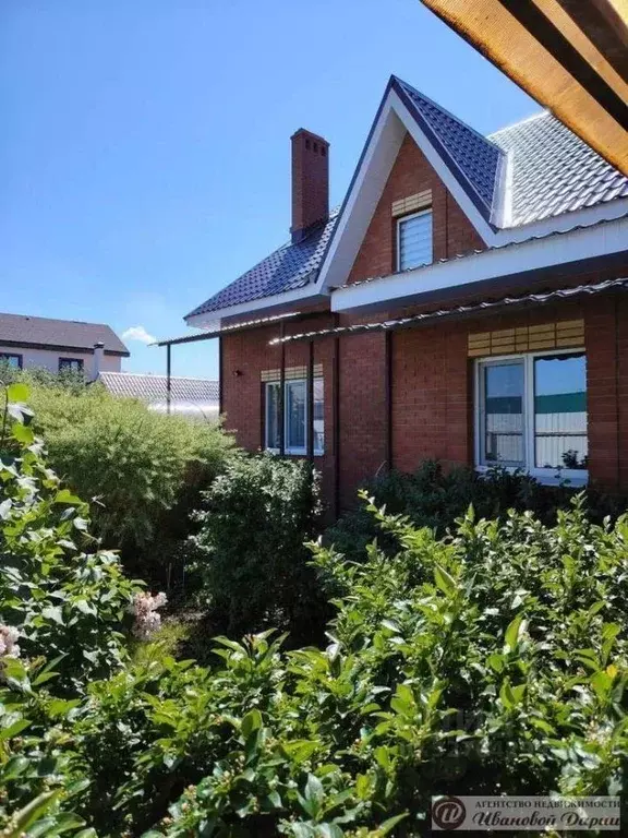 Дом в Самарская область, Красный Яр с/пос, с. Белозерки ул. Никонова, ... - Фото 1