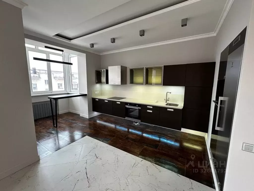 4-к кв. Омская область, Омск ул. Серова, 39 (140.0 м) - Фото 1