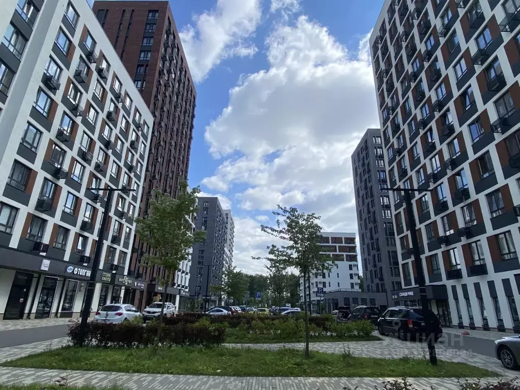 Гараж в Москва Скандинавия жилой комплекс, ул. Эдварда Грига, 15 (4 м) - Фото 0