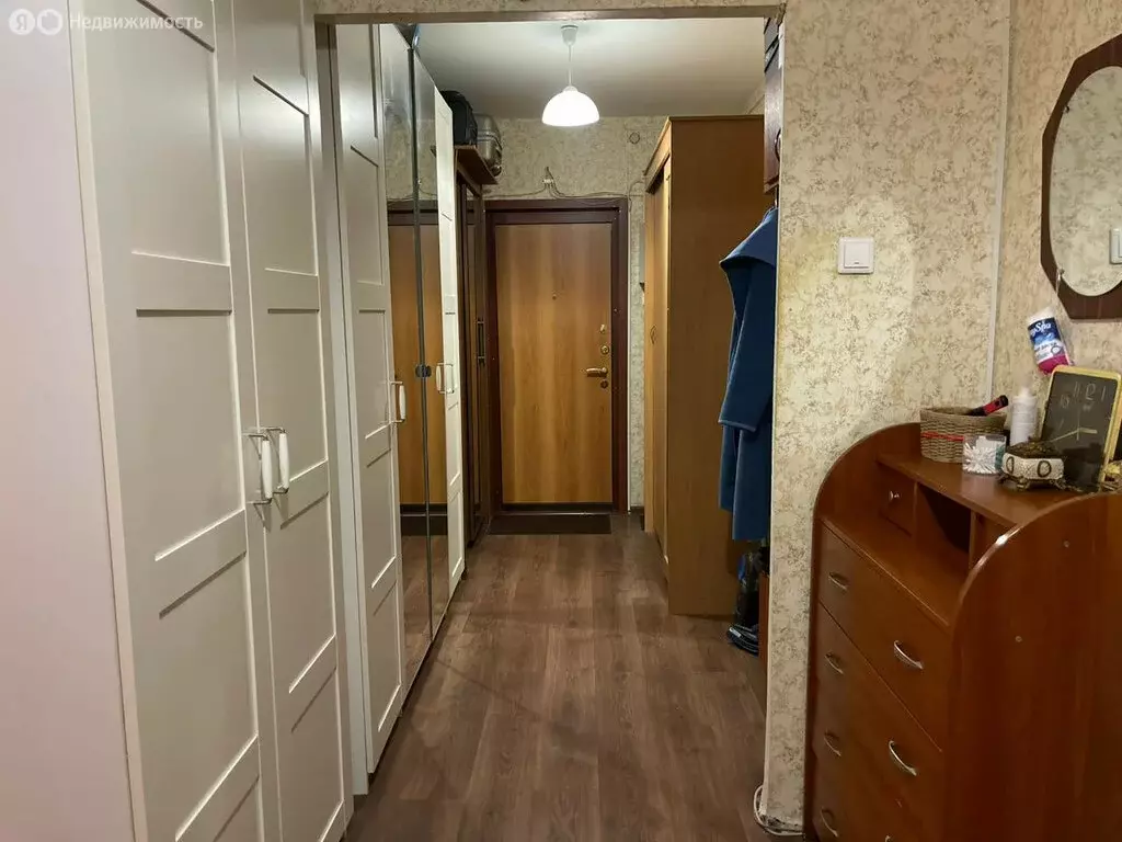 3-комнатная квартира: Санкт-Петербург, Богатырский проспект, 48к1 ... - Фото 0