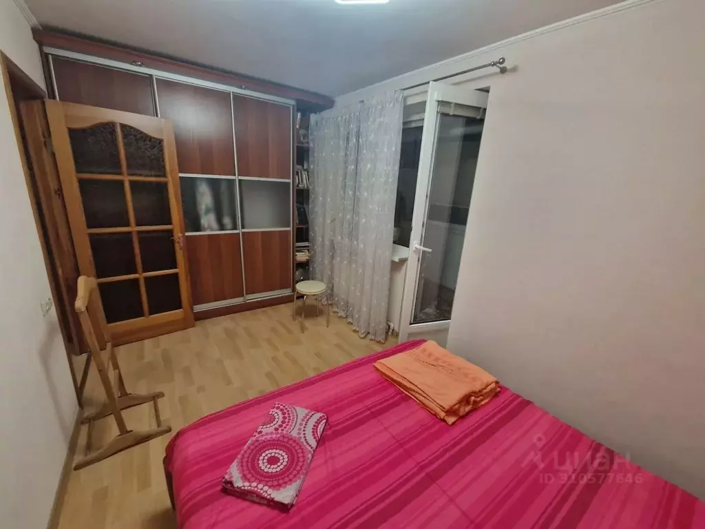 2-к кв. Севастополь пл. 50-летия СССР, 4/1 (49.0 м) - Фото 1