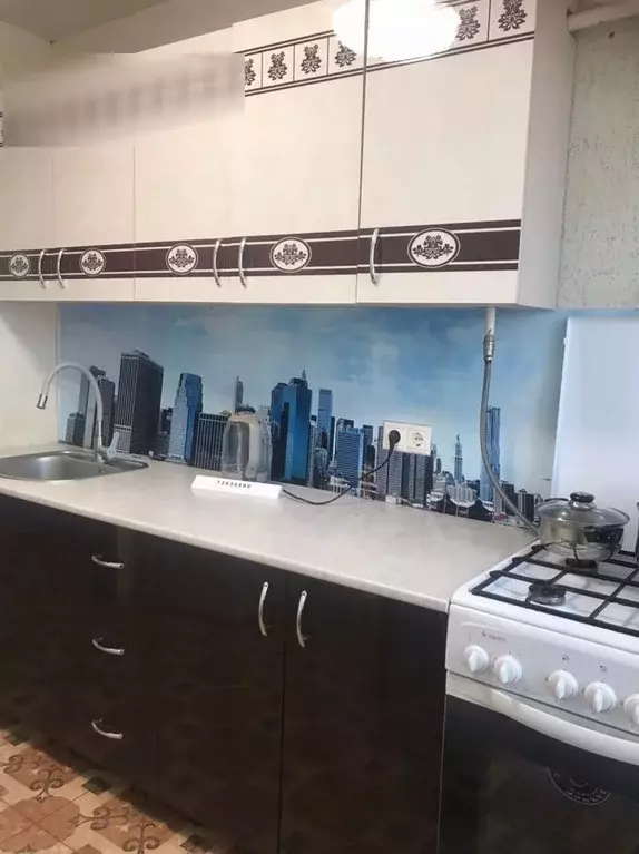 3-к кв. Краснодарский край, Тихорецк Октябрьская ул., 58 (55.0 м) - Фото 0