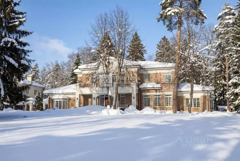 Дом в Московская область, Звенигород Одинцовский городской округ, ДСК ... - Фото 1