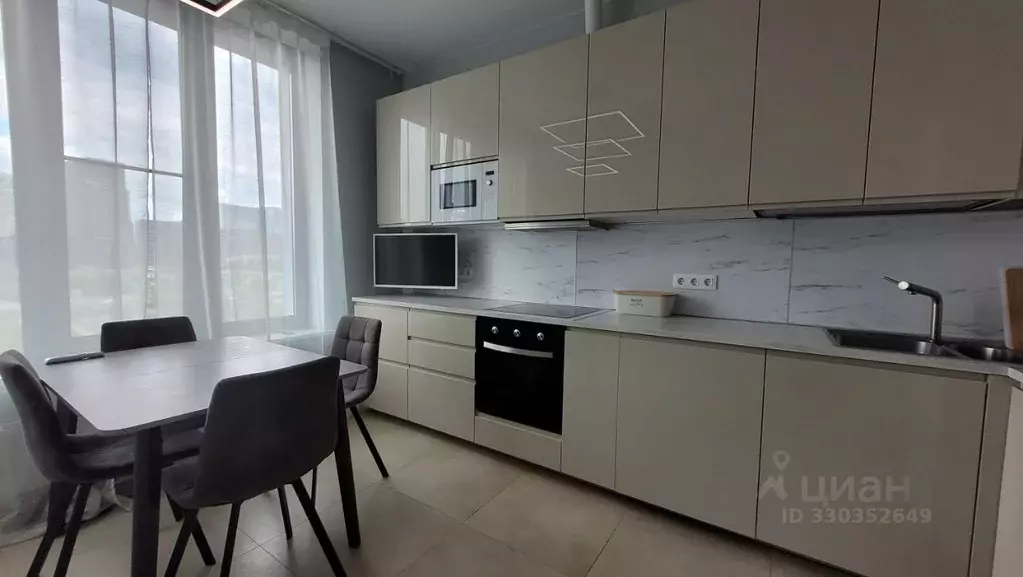 2-к кв. Москва Большая Филевская ул., 3к1 (68.0 м) - Фото 1