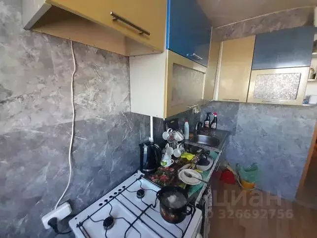 Комната Курганская область, Курган ул. Перова, 10 (17.0 м) - Фото 2