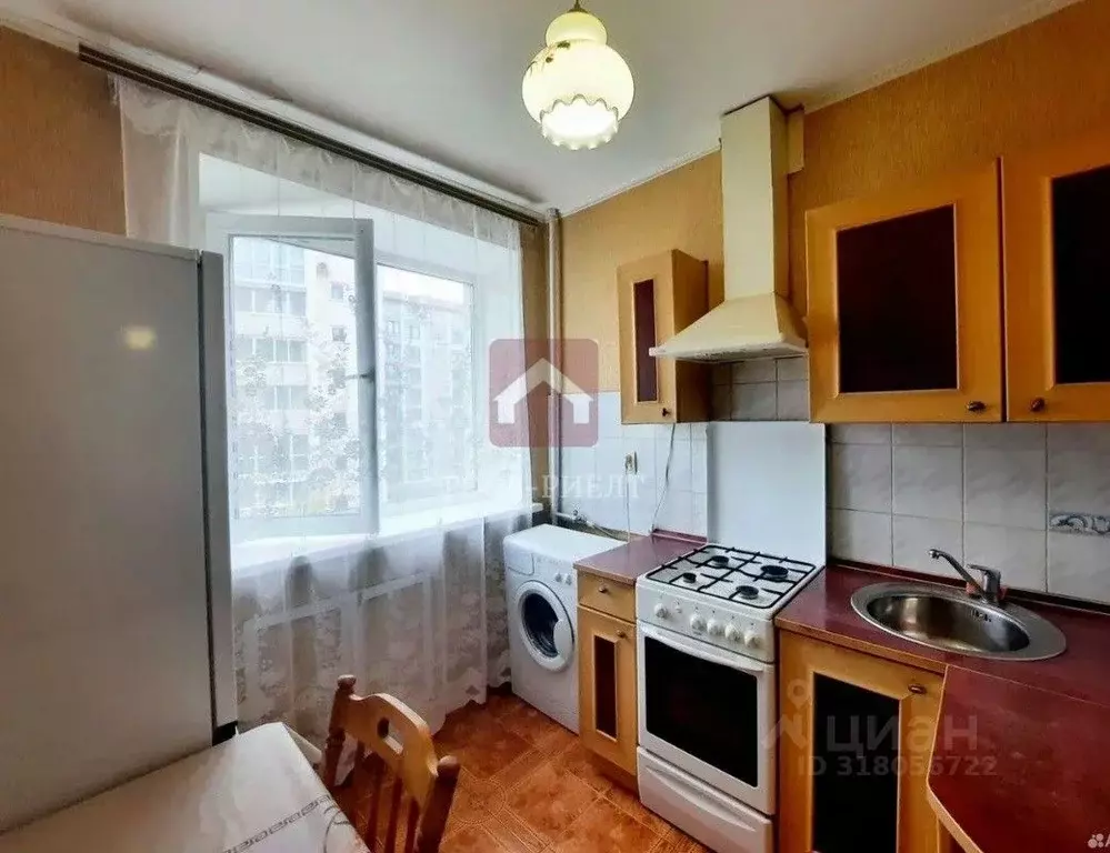 1-к кв. Саратовская область, Саратов Валовая ул., 41/53 (33.0 м) - Фото 0