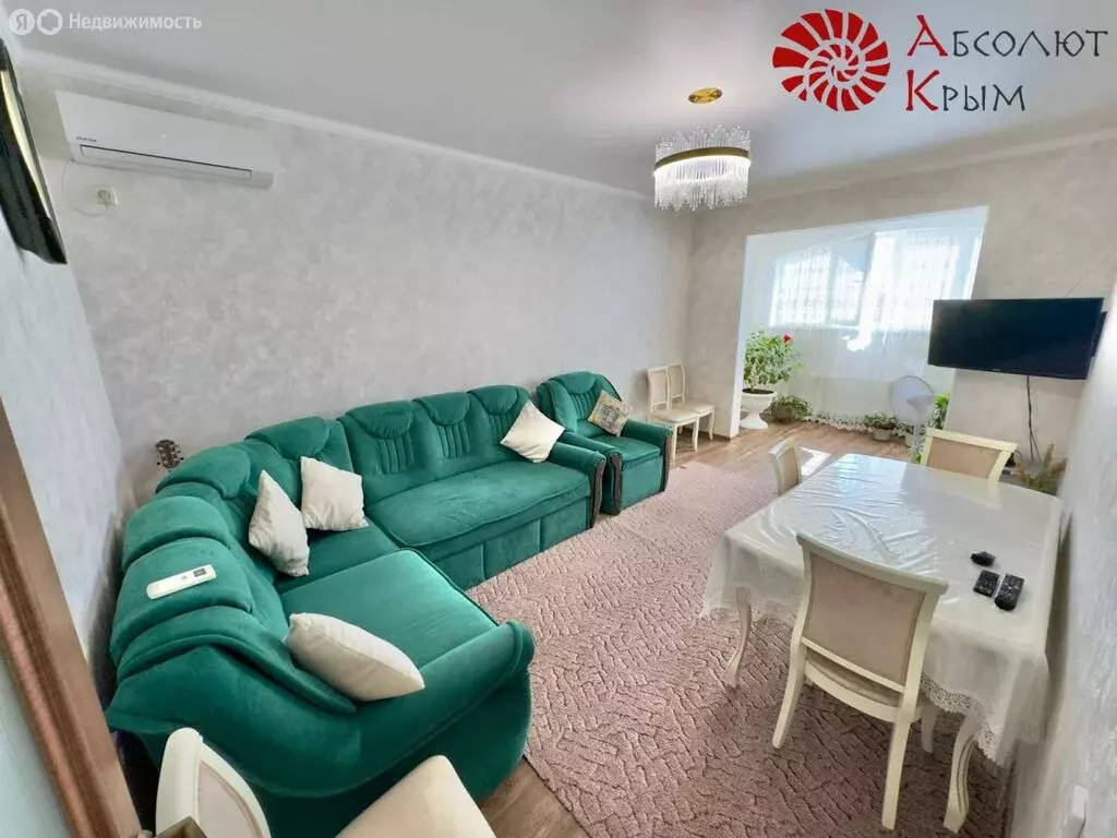 2-комнатная квартира: Феодосия, Симферопольское шоссе, 41Д (57.4 м) - Фото 0