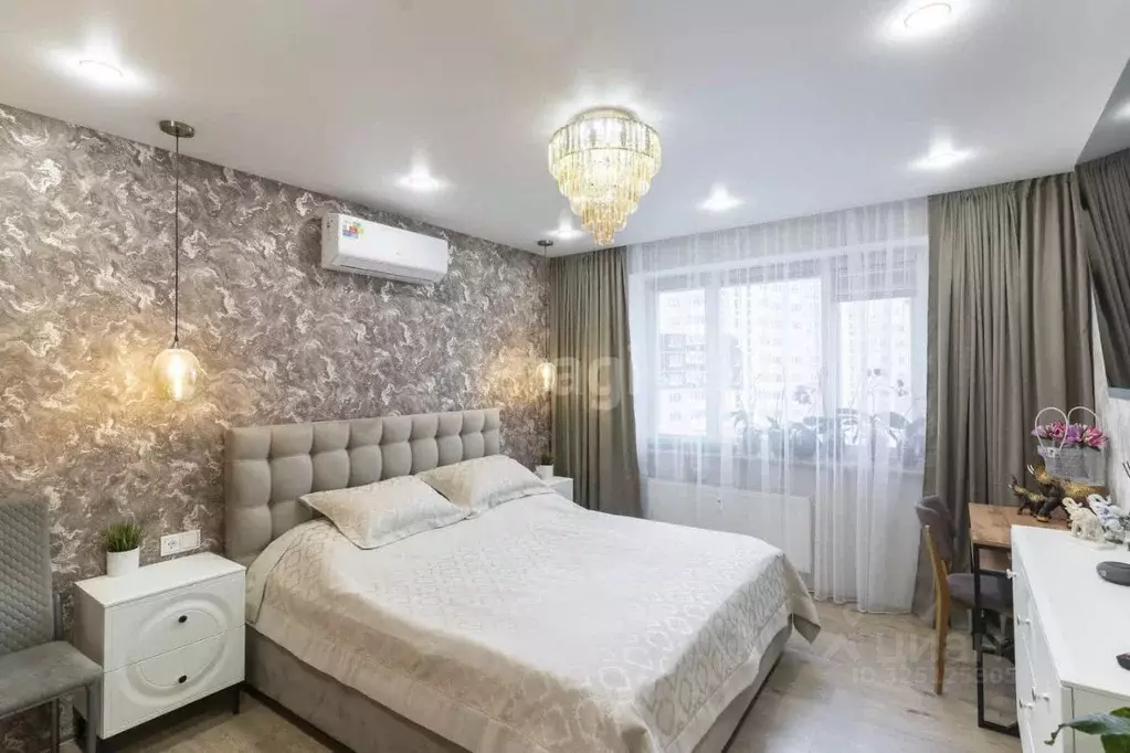 3-к кв. Тюменская область, Тюмень ул. Константина Посьета, 5 (93.0 м) - Фото 1