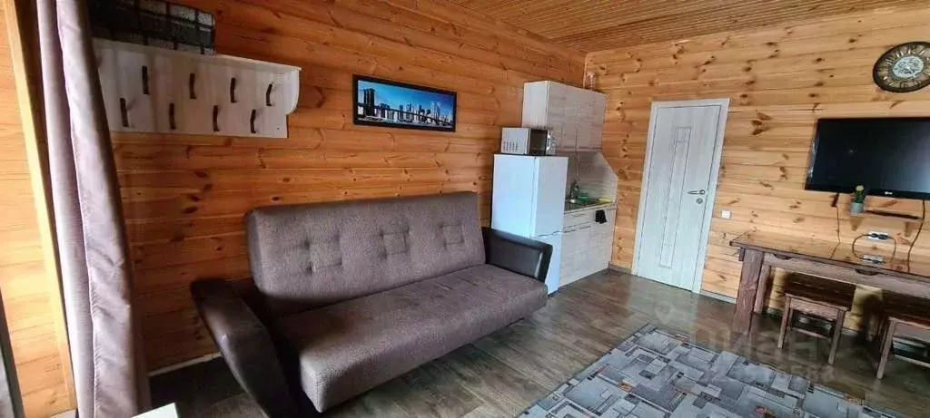 Дом в Камчатский край, Елизовский муниципальный округ, с. Паратунка  ... - Фото 1