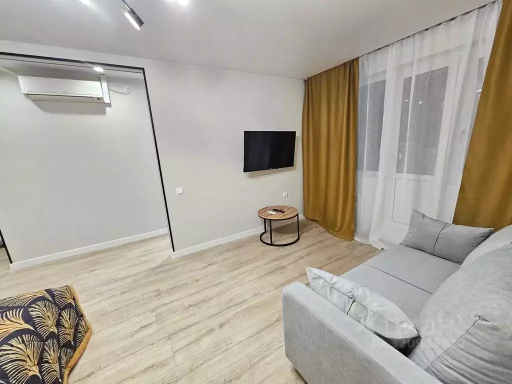 1-к кв. Челябинская область, Челябинск ул. Труда, 163 (30.0 м) - Фото 2