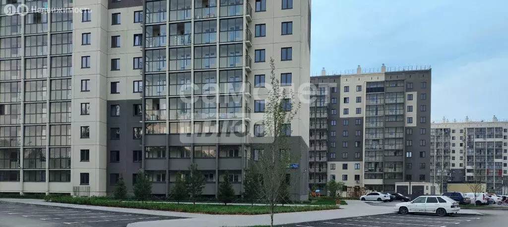 3-комнатная квартира: Челябинск, улица Дмитрия Неаполитанова, 46 (83 ... - Фото 0