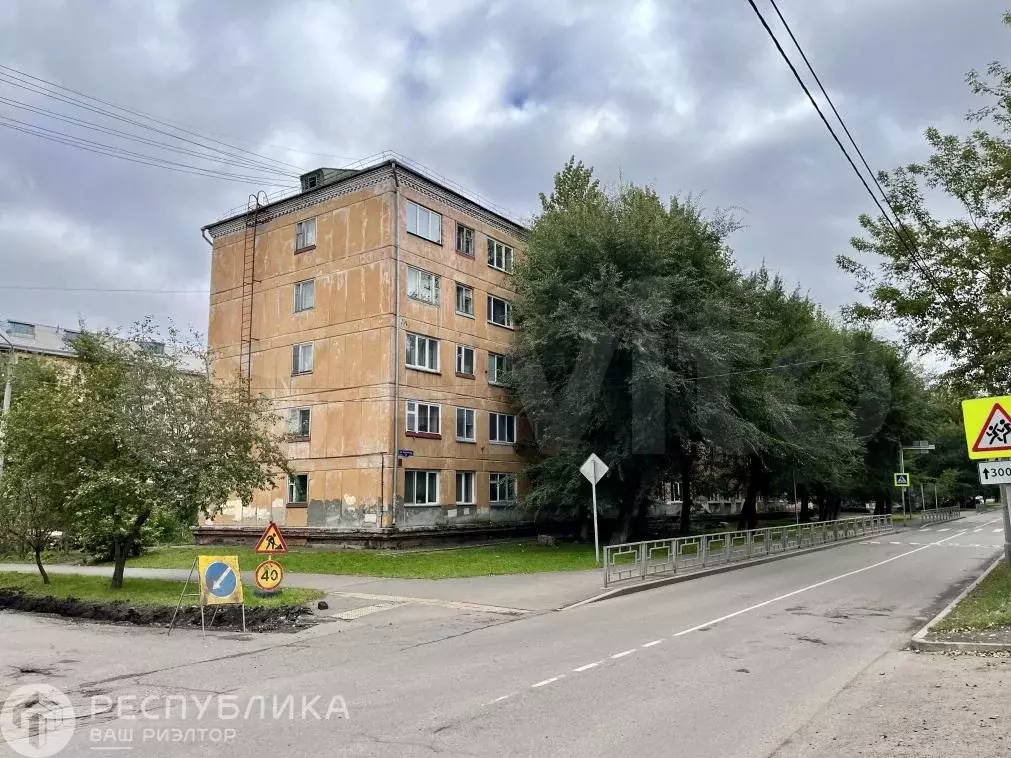 Доля в 5-к. квартире, 92,9 м, 5/5 эт. - Фото 0