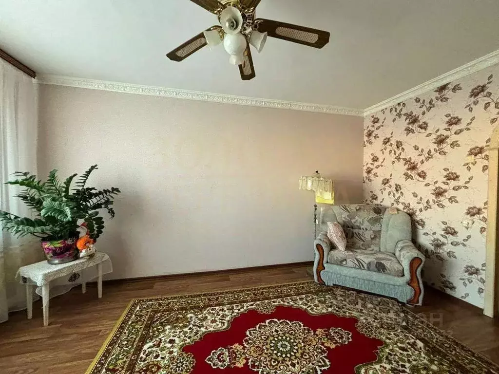 3-к кв. Белгородская область, Старый Оскол Северный мкр, 28 (64.0 м) - Фото 0