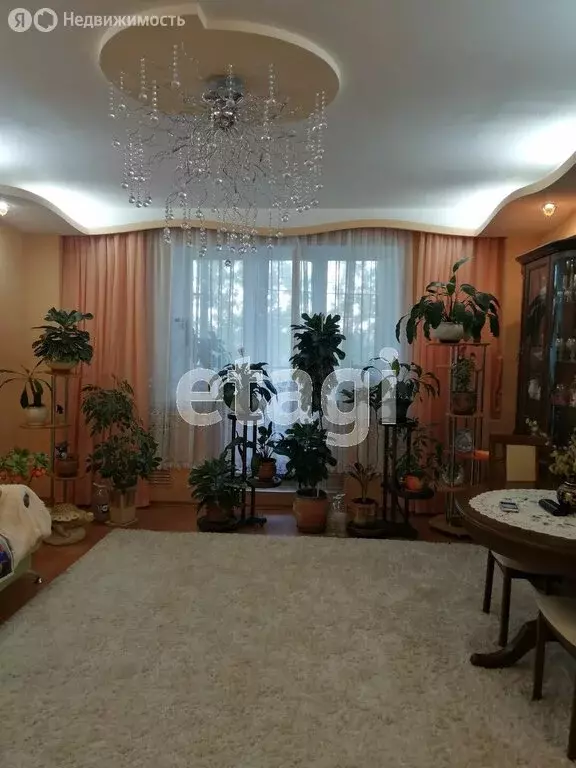 5-комнатная квартира: Златоуст, улица Машиностроителей, 29А (180 м) - Фото 1