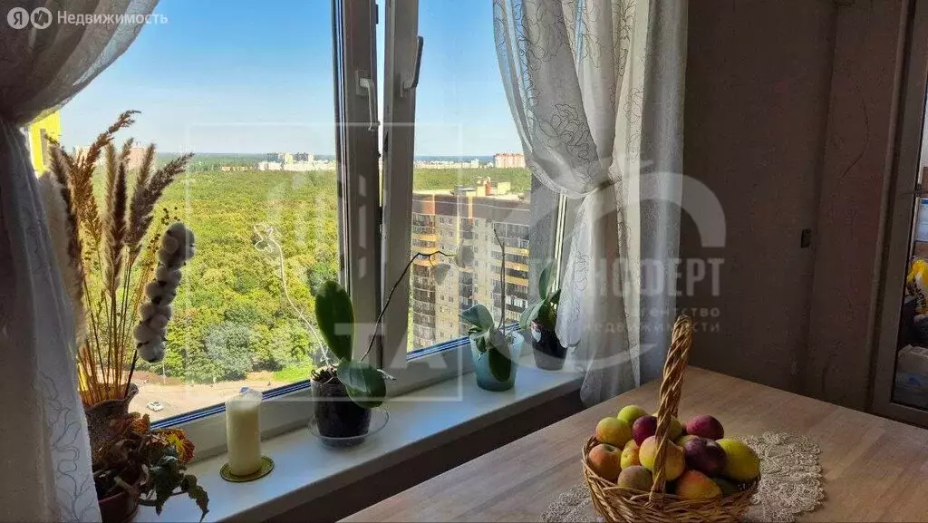 3-комнатная квартира: Воронеж, улица Загоровского, 1 (82.61 м) - Фото 0