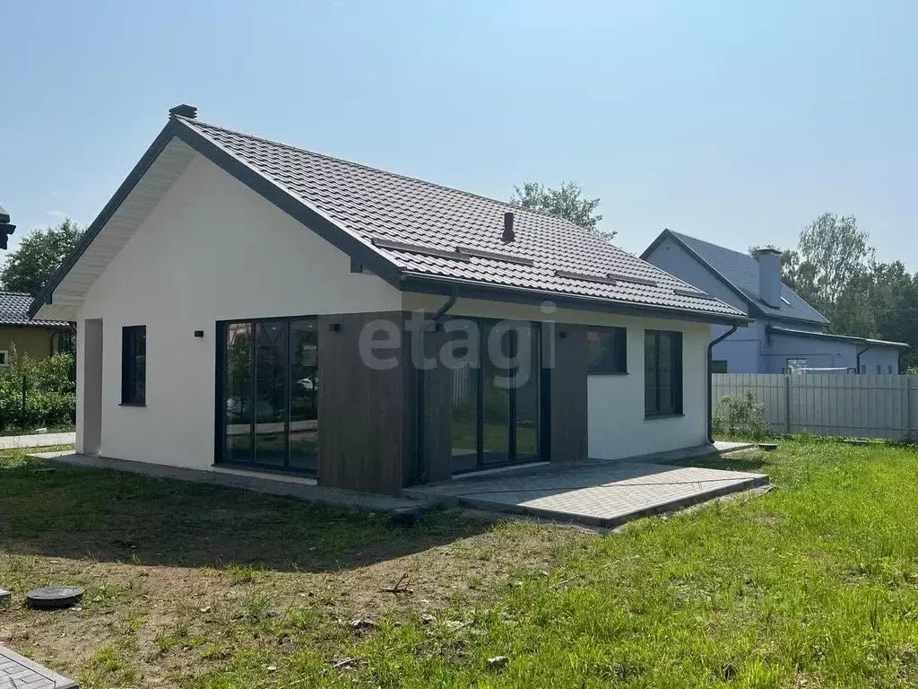 Дом в Калининградская область, пос. Приморье ул. Лесная, 8 (75 м) - Фото 1