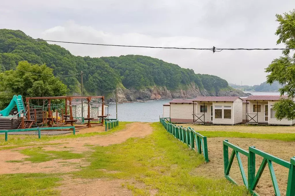 Дом в Приморский край, Находкинский городской округ, с. Анна  (10 м) - Фото 1