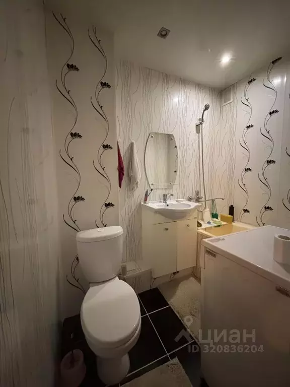 3-к кв. Алтайский край, Барнаул ул. Антона Петрова, 242 (52.0 м) - Фото 1