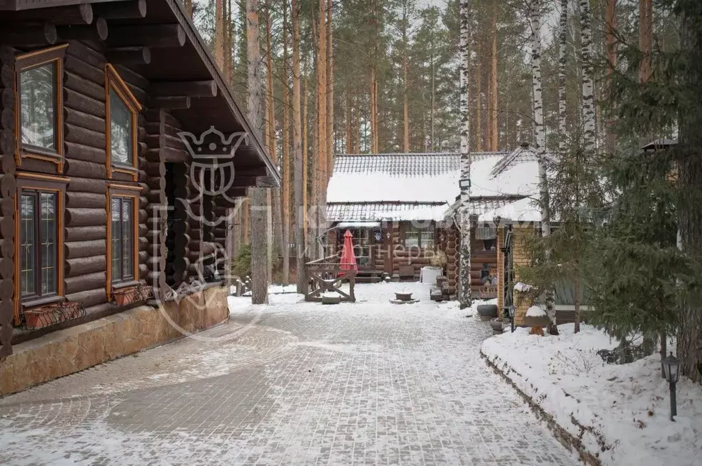 Дом в Свердловская область, Дегтярск Уральская ул., 68 (281 м) - Фото 1