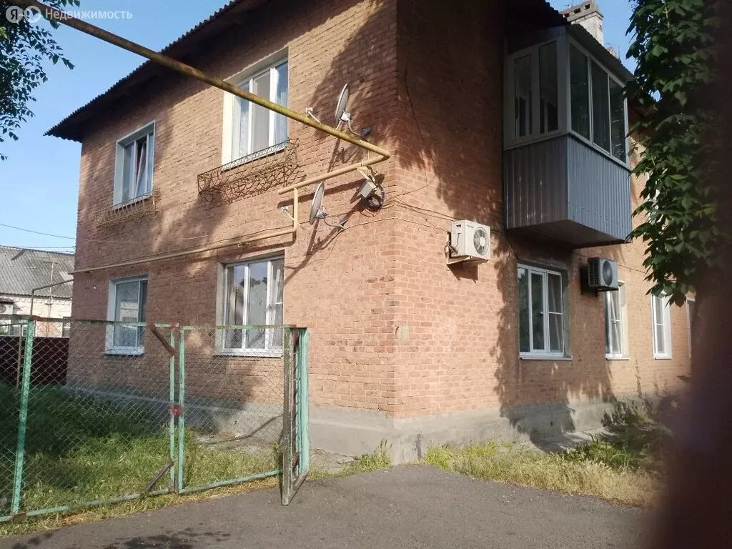 2-комнатная квартира: Тихорецк, улица Кирова, 15А (36 м) - Фото 1
