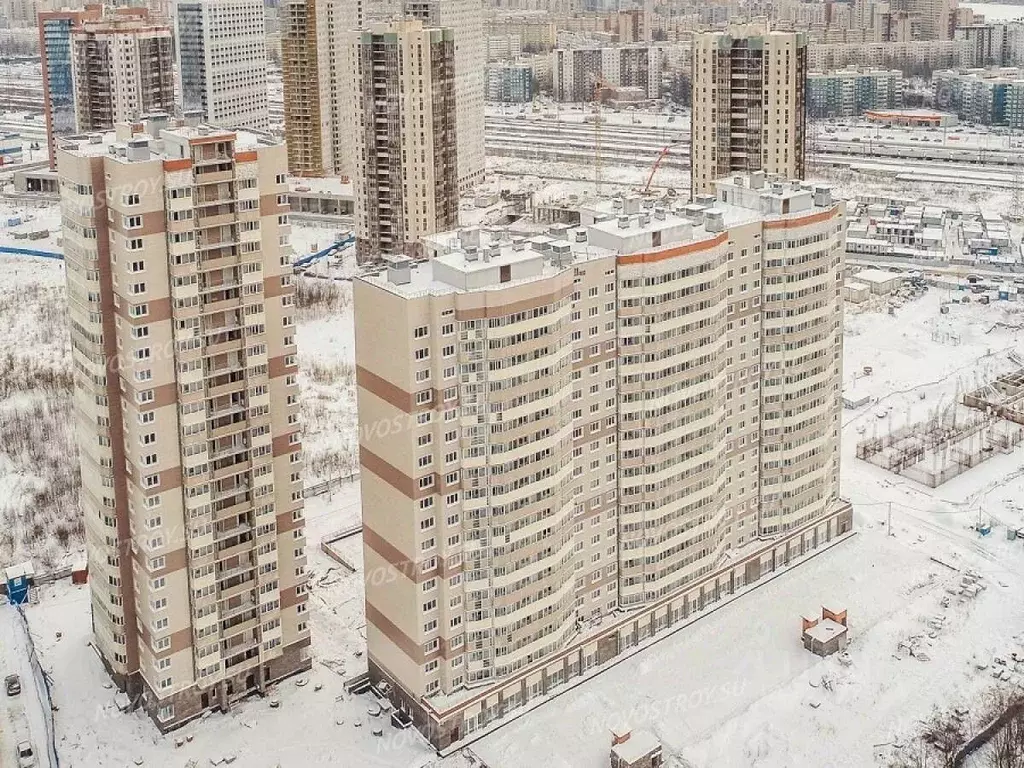 1-к кв. Санкт-Петербург пос. Парголово, Заречная ул., 13к1 (38.0 м) - Фото 1