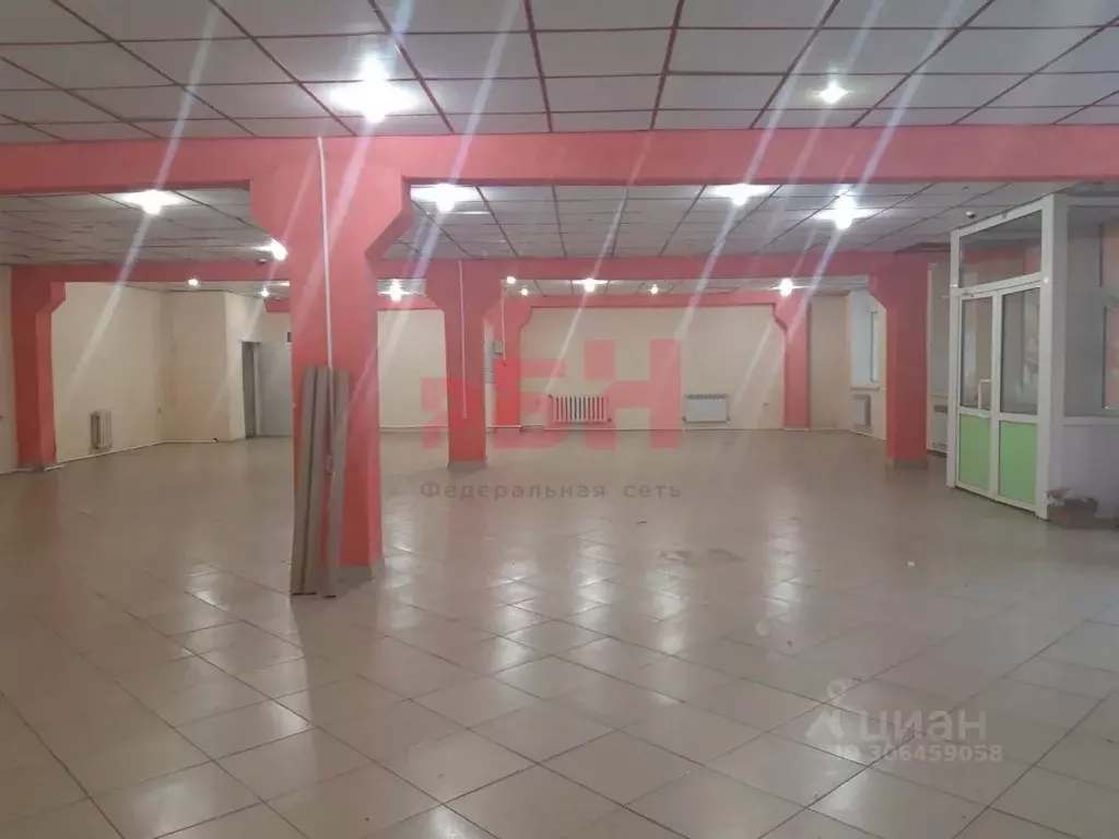 Помещение свободного назначения в Пензенская область, Пенза просп. ... - Фото 2