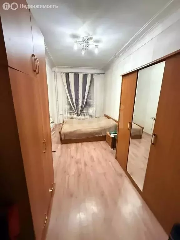 3-комнатная квартира: Барнаул, улица Профинтерна, 10А (64.2 м) - Фото 2