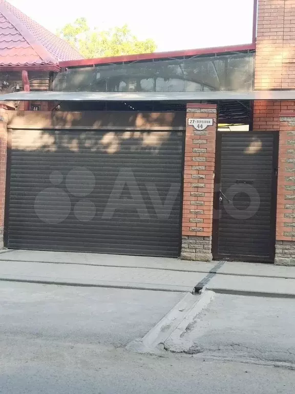 Дом 220 м на участке 3 сот. - Фото 1