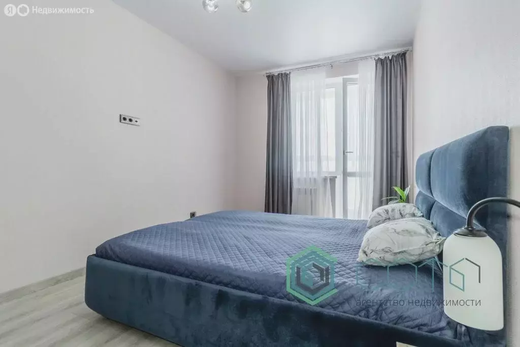 2-комнатная квартира: Калининград, Суздальская улица, 20к3 (55.8 м) - Фото 1