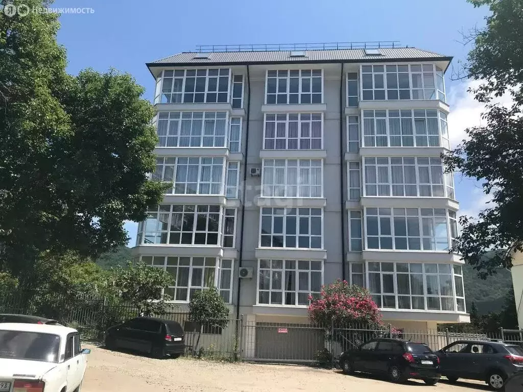 3-комнатная квартира: Лазаревское, переулок Павлова, 21А (86.2 м) - Фото 0