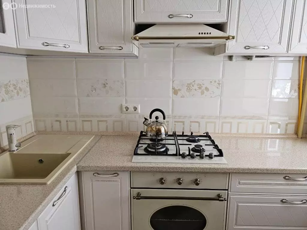 2-комнатная квартира: Севастополь, улица Адмирала Октябрьского, 16 (44 ... - Фото 1