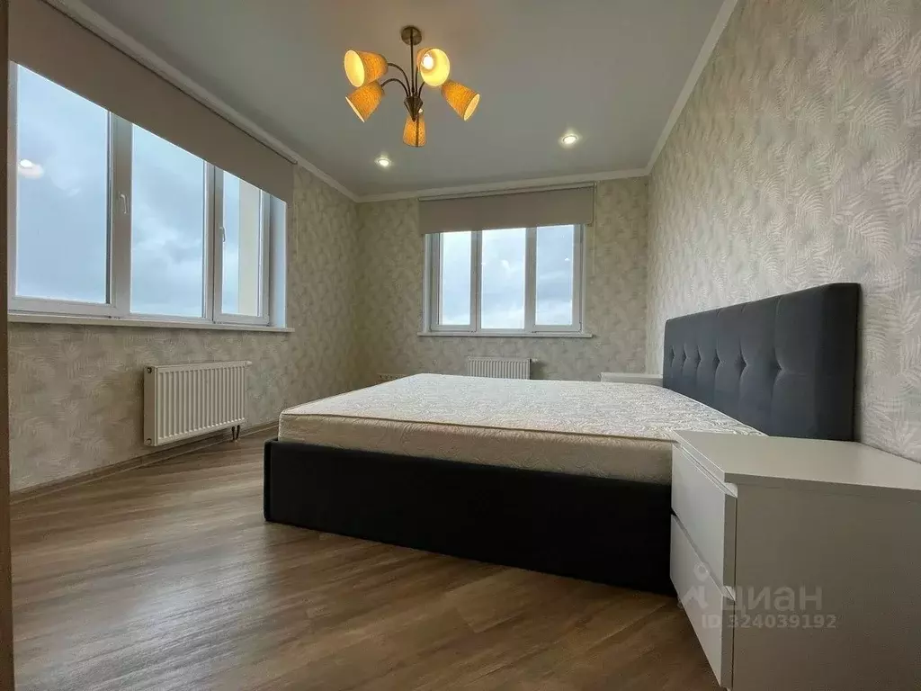 3-к кв. Татарстан, Казань Комсомольская ул., 1 (80.0 м) - Фото 0