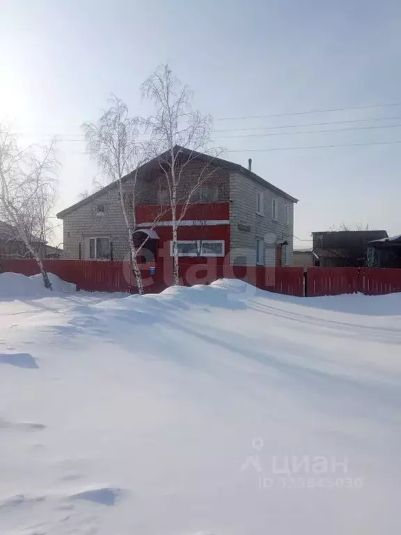 Дом в Алтайский край, Табунский район, с. Алтайское Комсомольская ул. ... - Фото 2