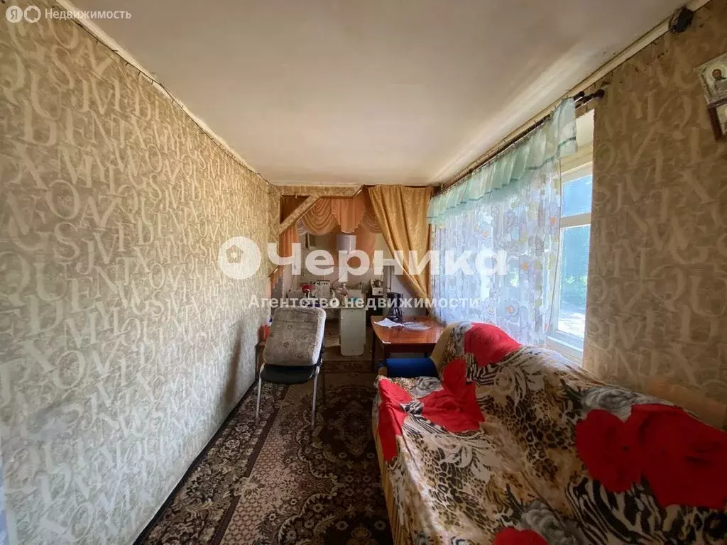 2-комнатная квартира: Гуково, улица Герцена, 88А (38 м) - Фото 1