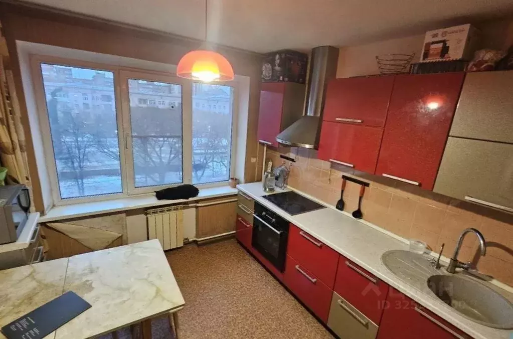 3-к кв. Челябинская область, Челябинск ул. Коммуны, 69 (70.9 м) - Фото 1