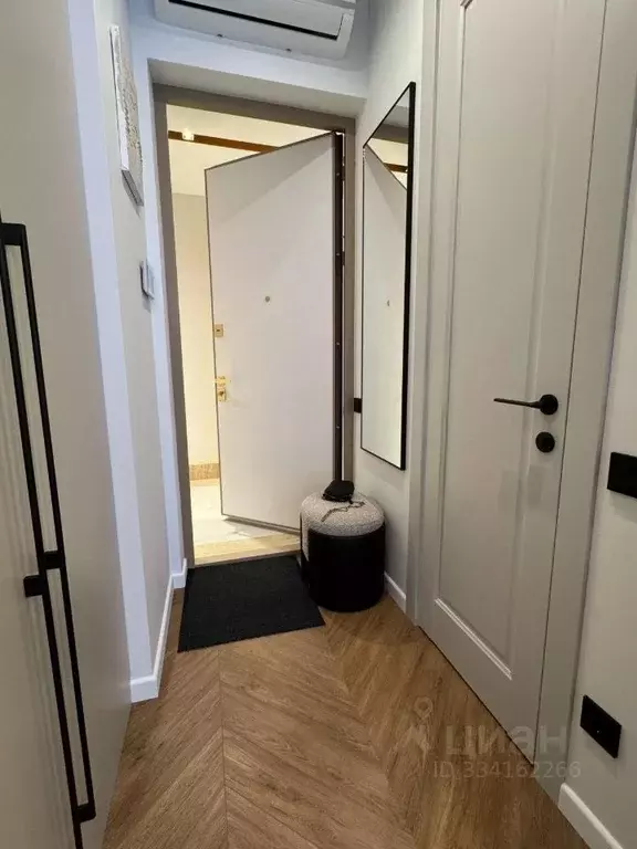 Студия Санкт-Петербург Петровский просп., 9к2 (23.5 м) - Фото 0