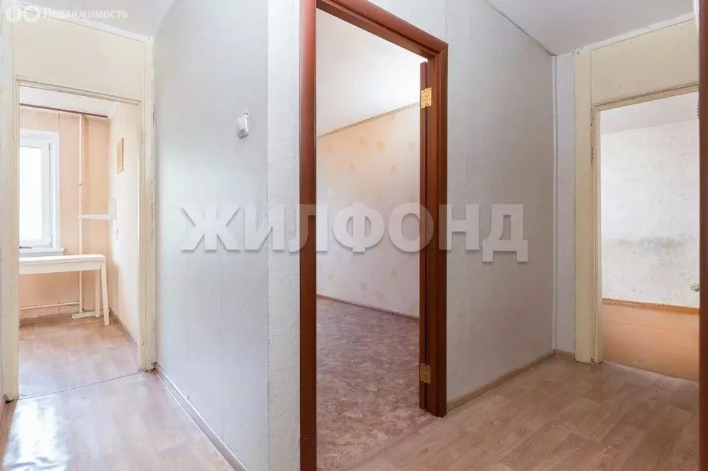 3-комнатная квартира: Новосибирск, Промышленная улица, 24 (57.6 м) - Фото 1