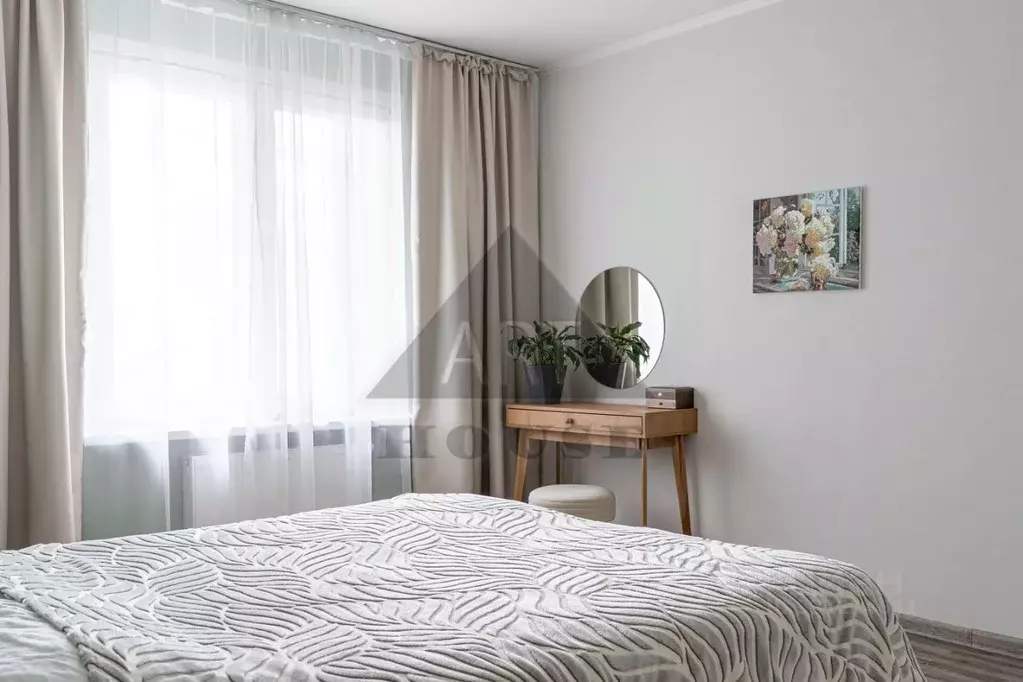 2-к кв. Татарстан, Казань ул. Александра Курынова, 10к2 (48.9 м) - Фото 2