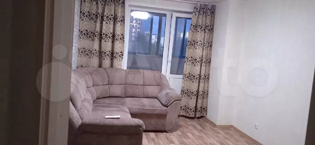 1-к. квартира, 42 м, 2/10 эт. - Фото 1
