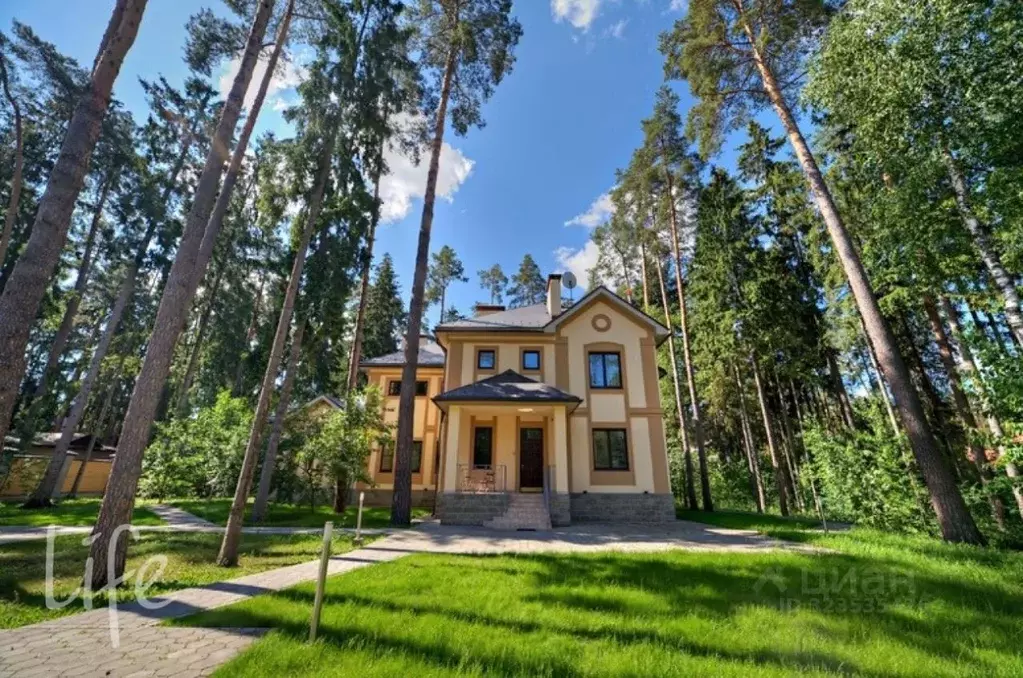 Коттедж в Московская область, Одинцовский городской округ, пос. ... - Фото 1