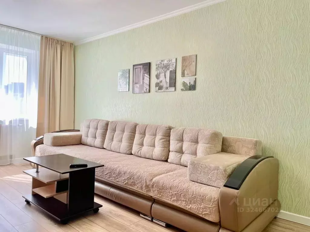 2-к кв. Ханты-Мансийский АО, Сургут ул. Маяковского, 9/2 (65.0 м) - Фото 1