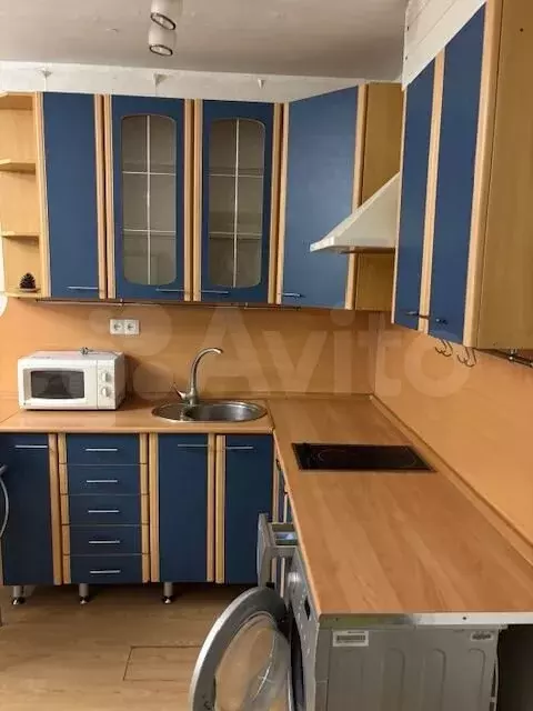 Комната 18 м в 3-к., 2/5 эт. - Фото 0