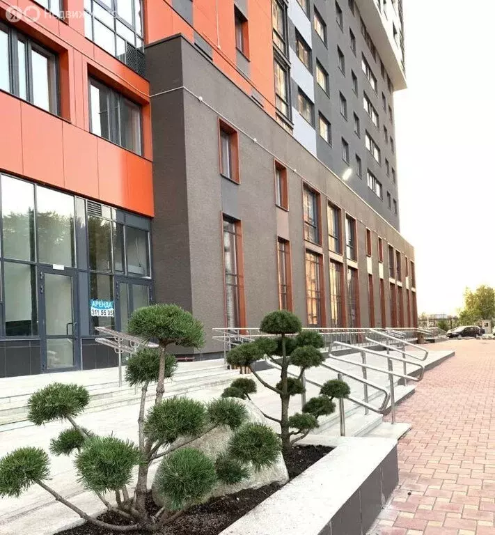 3-комнатная квартира: Екатеринбург, улица Владимира Высоцкого, 5 (86.2 ... - Фото 2